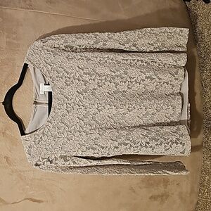 Like new chicos lace overlay blouse. Size 1.
